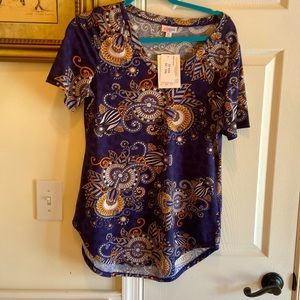 FINAL PRICE- NWT-LuLaRoe XS Tunic in High/Low Hem. Slinky Fabric!